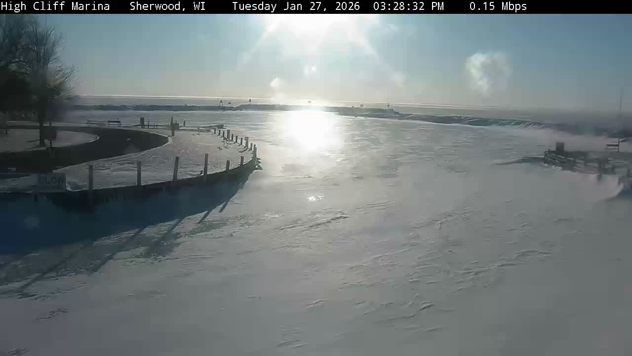 Sherwood, High Cliff Marina Live Cam - Sherwood, Calumet, Wisconsin, USA