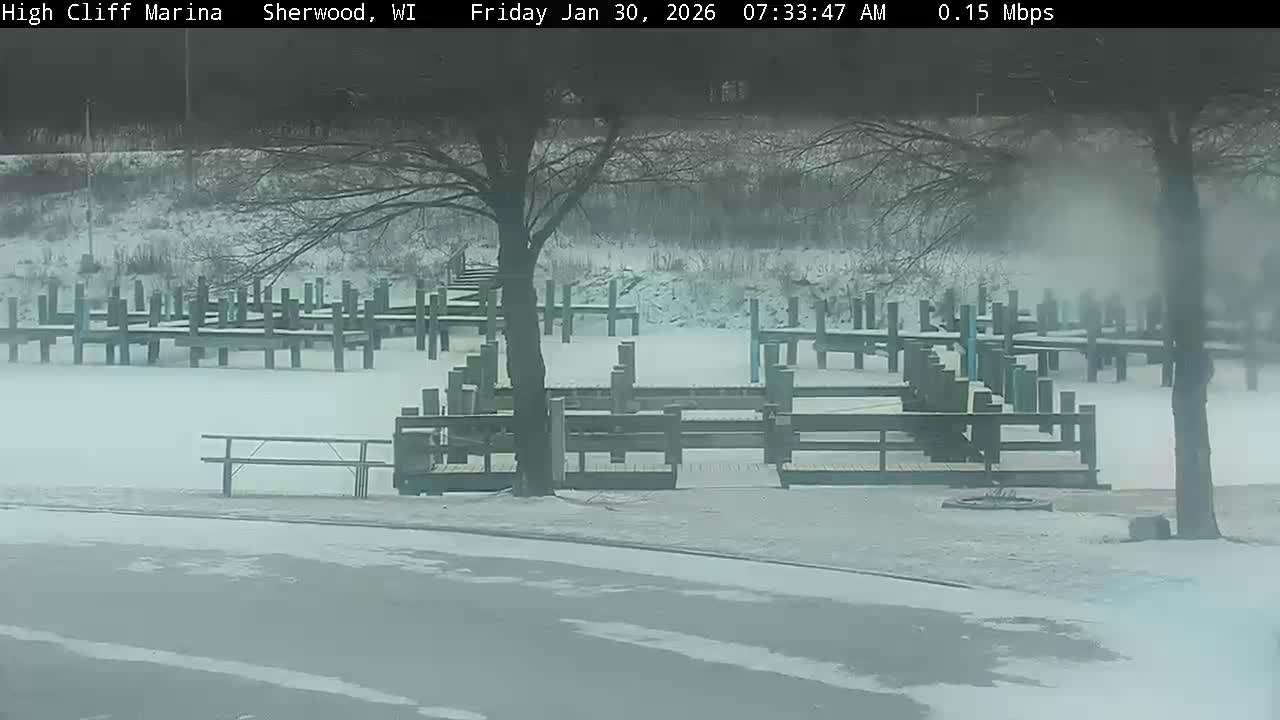 Sherwood, High Cliff Marina Live Cam - Sherwood, Calumet, Wisconsin, USA