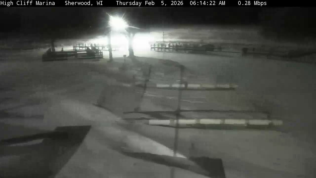Sherwood, High Cliff Marina Live Cam - Sherwood, Calumet, Wisconsin, USA