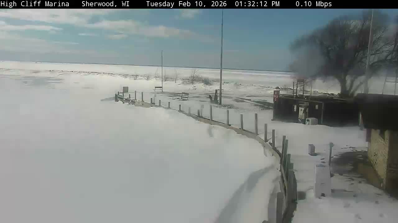 Sherwood, High Cliff Marina Live Cam - Sherwood, Calumet, Wisconsin, USA