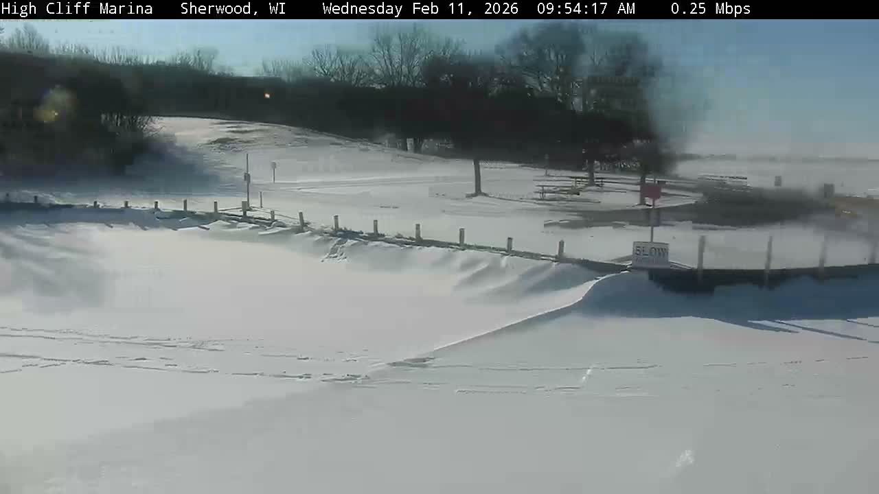 Sherwood, High Cliff Marina Live Cam - Sherwood, Calumet, Wisconsin, USA