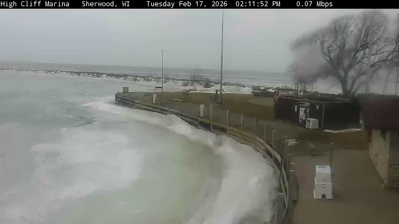 Sherwood, High Cliff Marina Live Cam - Sherwood, Calumet, Wisconsin, USA