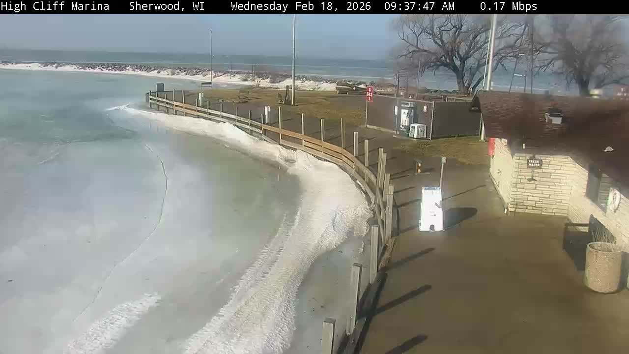 Sherwood, High Cliff Marina Live Cam - Sherwood, Calumet, Wisconsin, USA