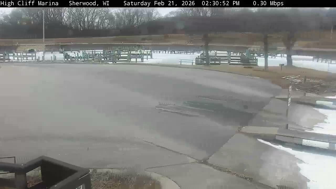 Sherwood, High Cliff Marina Live Cam - Sherwood, Calumet, Wisconsin, USA