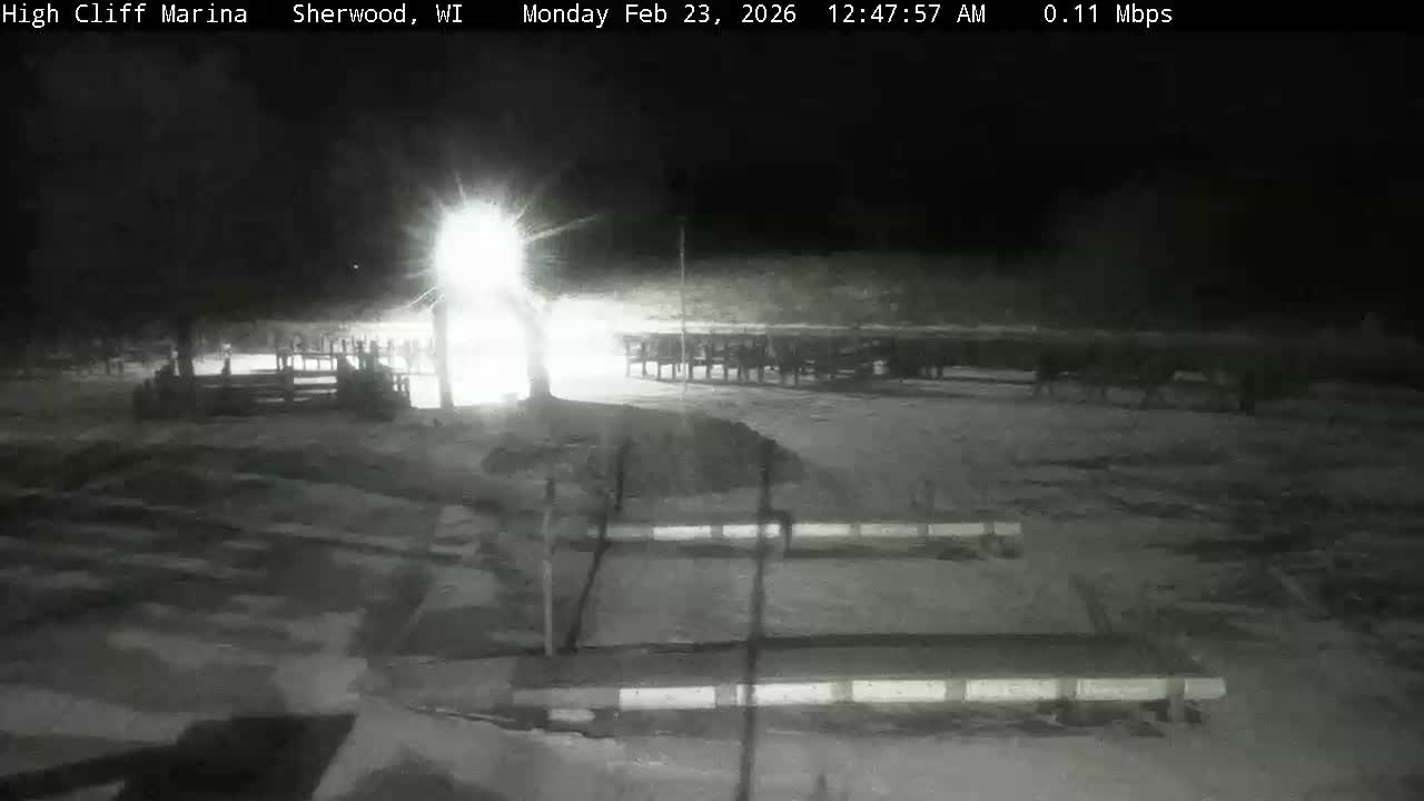 Sherwood, High Cliff Marina Live Cam - Sherwood, Calumet, Wisconsin, USA