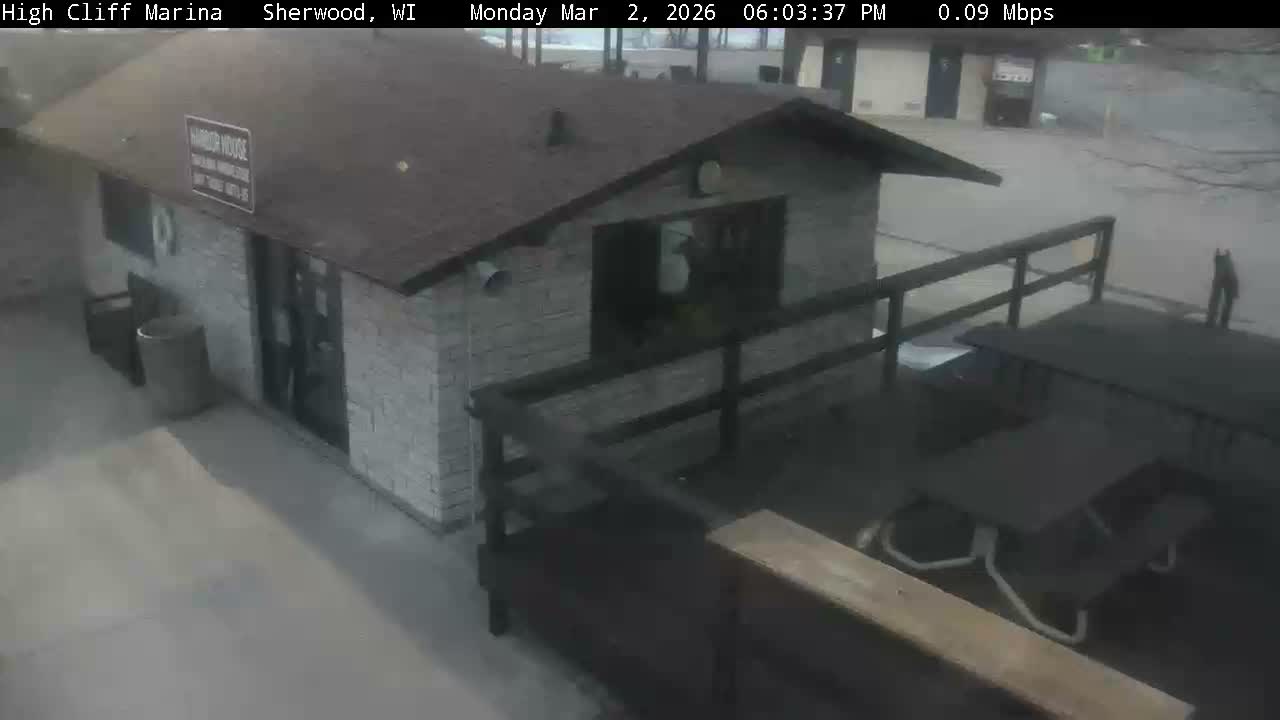 Sherwood, High Cliff Marina Live Cam - Sherwood, Calumet, Wisconsin, USA