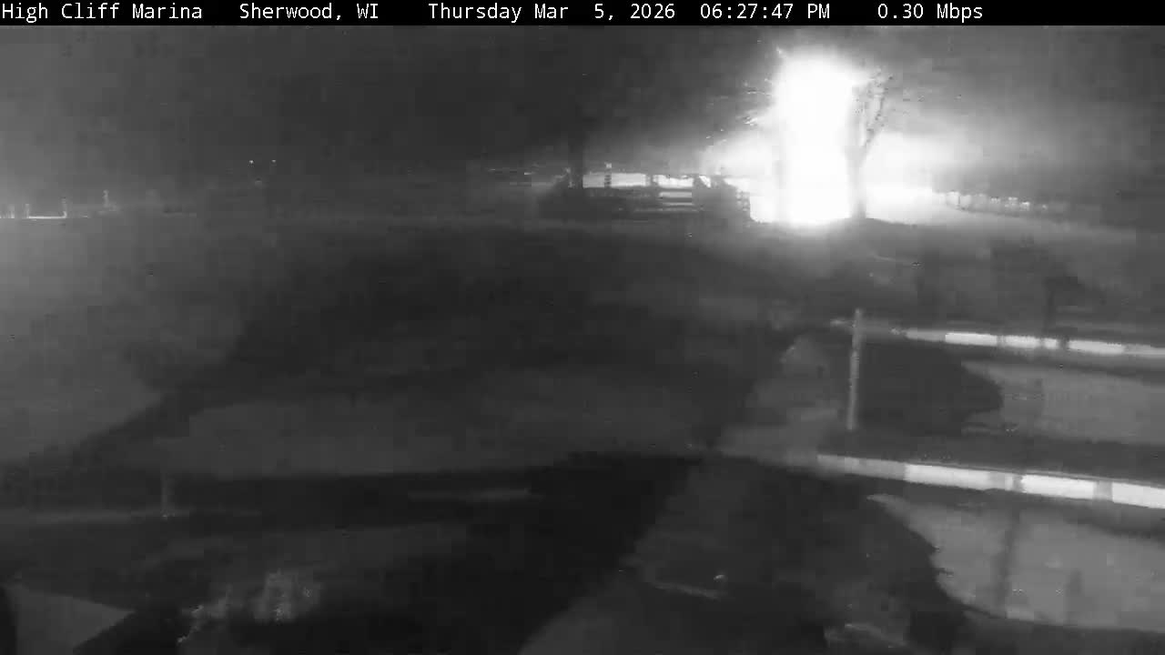 Sherwood, High Cliff Marina Live Cam - Sherwood, Calumet, Wisconsin, USA
