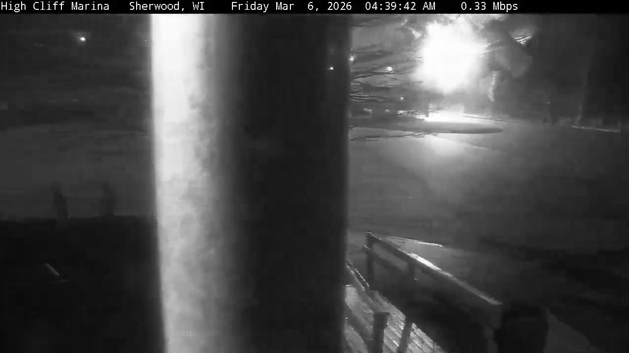 Sherwood, High Cliff Marina Live Cam - Sherwood, Calumet, Wisconsin, USA