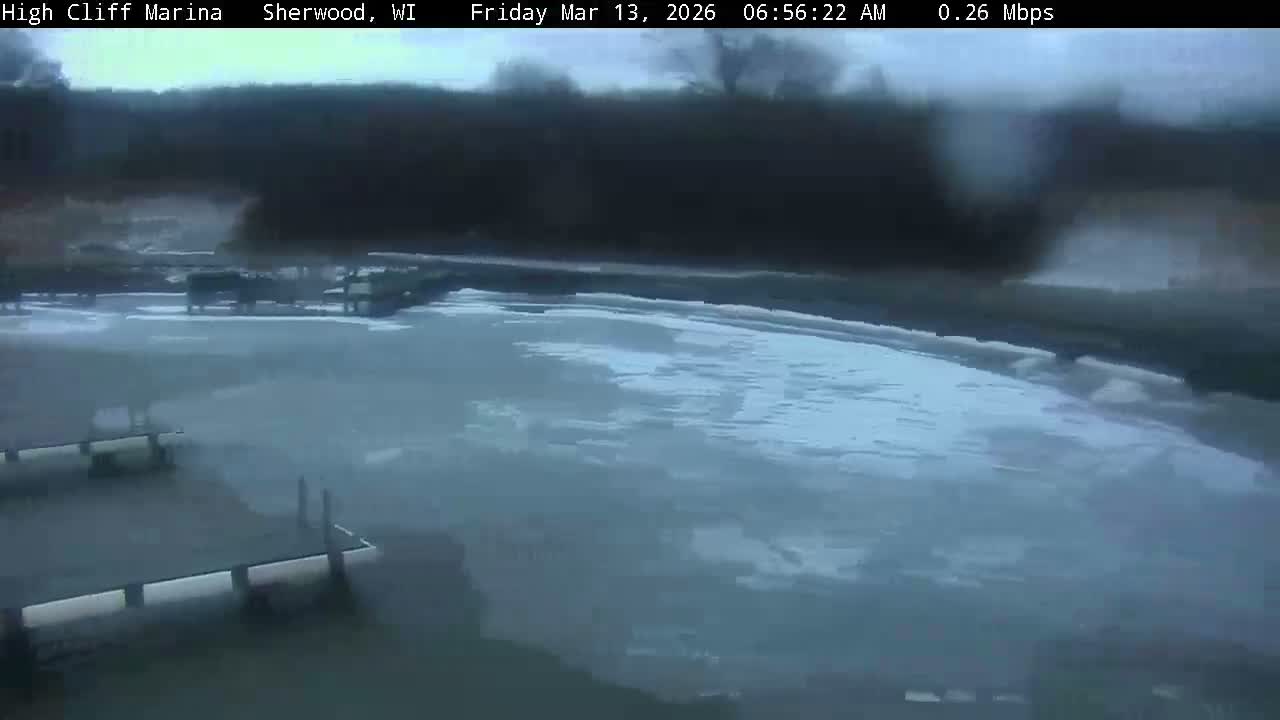 Sherwood, High Cliff Marina Live Cam - Sherwood, Calumet, Wisconsin, USA