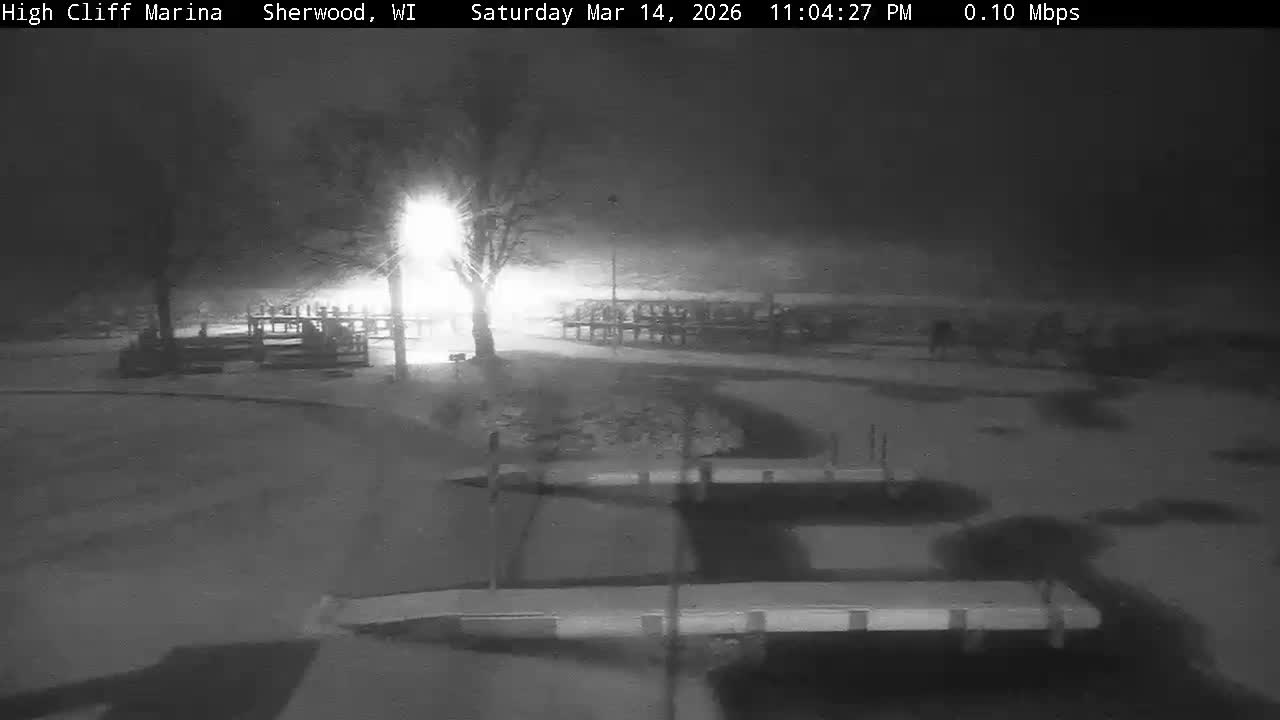 Sherwood, High Cliff Marina Live Cam - Sherwood, Calumet, Wisconsin, USA