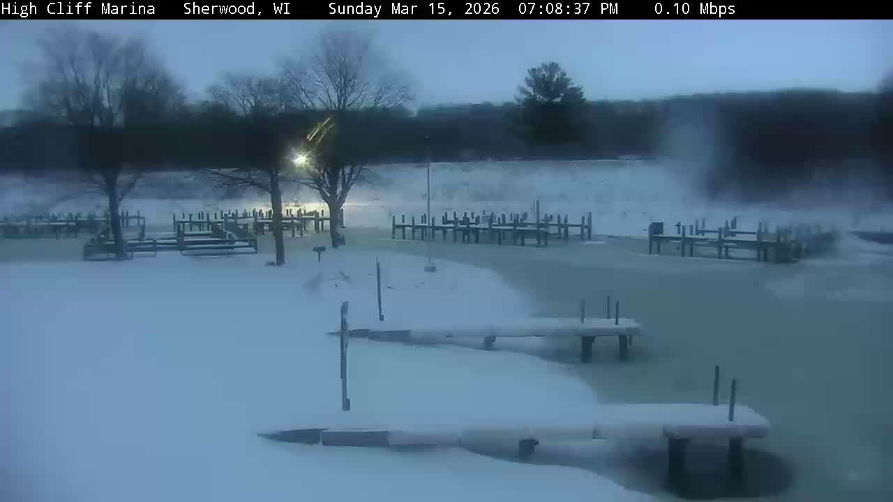 Sherwood, High Cliff Marina Live Cam - Sherwood, Calumet, Wisconsin, USA