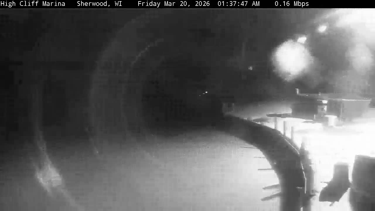 Sherwood, High Cliff Marina Live Cam - Sherwood, Calumet, Wisconsin, USA