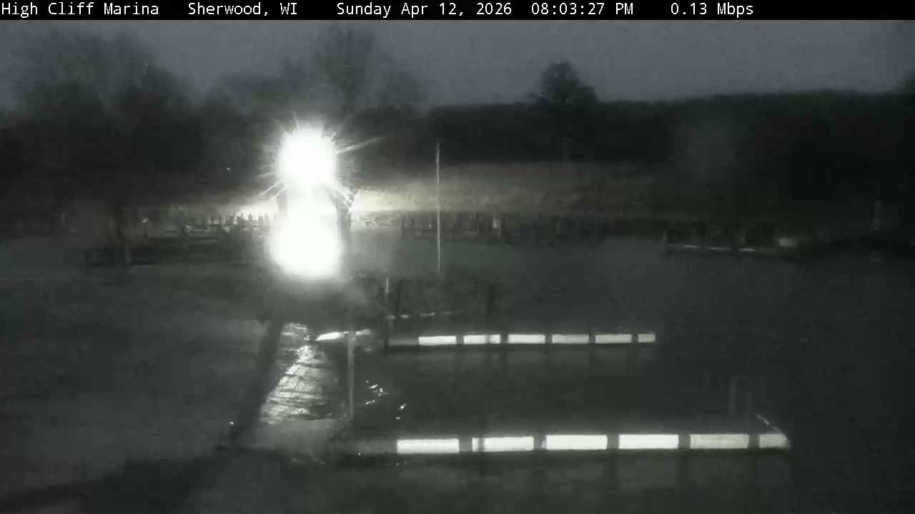 Sherwood, High Cliff Marina Live Cam - Sherwood, Calumet, Wisconsin, USA