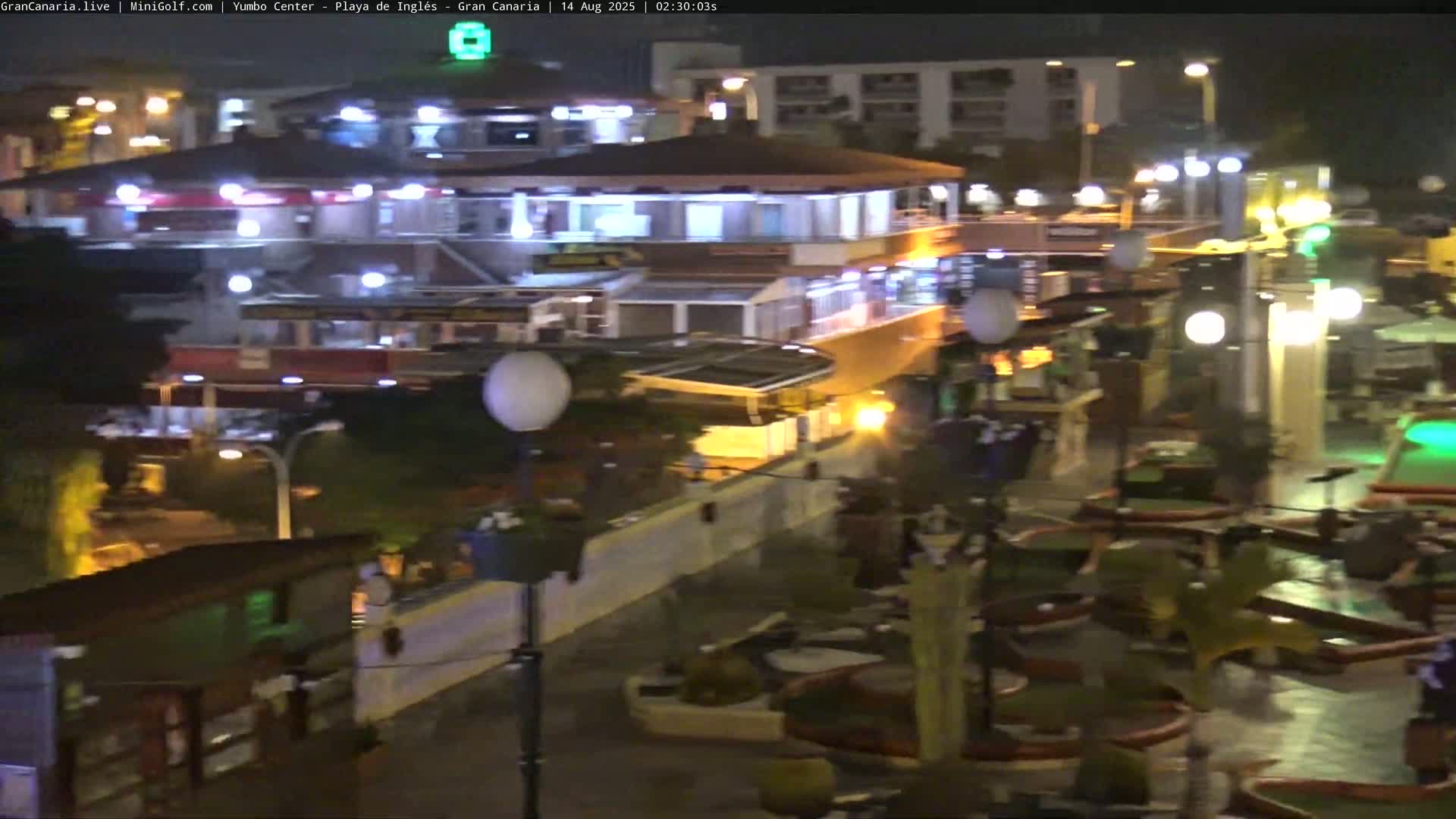 Gran Canaria, Playa del Ingles City & Yumbo Centrum Shopping Mall Live Cam - Playa del Inglés, San Bartolomé de Tirajana, Gran Canaria, Canary Islands (Canarias), Spain