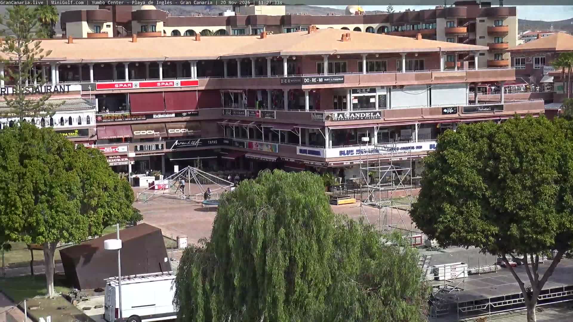 Gran Canaria, Playa del Ingles City & Yumbo Centrum Shopping Mall Live Cam - Playa del Inglés, San Bartolomé de Tirajana, Gran Canaria, Canary Islands (Canarias), Spain