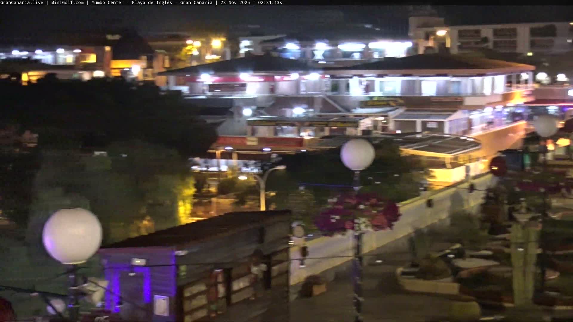 Gran Canaria, Playa del Ingles City & Yumbo Centrum Shopping Mall Live Cam - Playa del Inglés, San Bartolomé de Tirajana, Gran Canaria, Canary Islands (Canarias), Spain