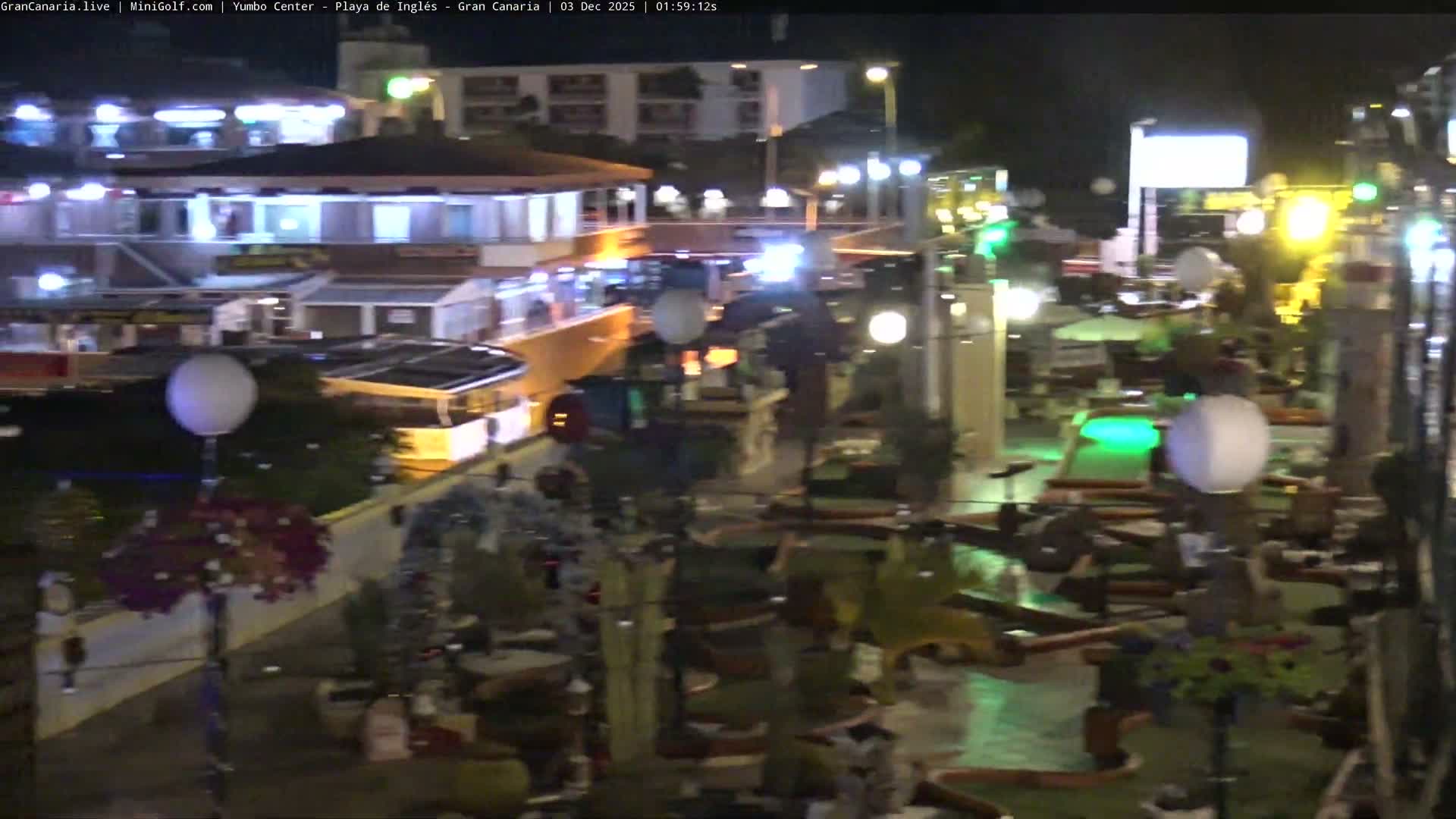 Gran Canaria, Playa del Ingles City & Yumbo Centrum Shopping Mall Live Cam - Playa del Inglés, San Bartolomé de Tirajana, Gran Canaria, Canary Islands (Canarias), Spain