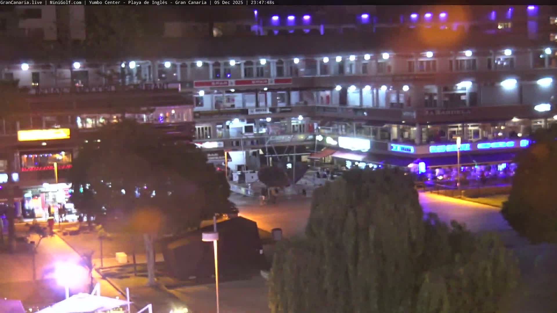 Gran Canaria, Playa del Ingles City & Yumbo Centrum Shopping Mall Live Cam - Playa del Inglés, San Bartolomé de Tirajana, Gran Canaria, Canary Islands (Canarias), Spain