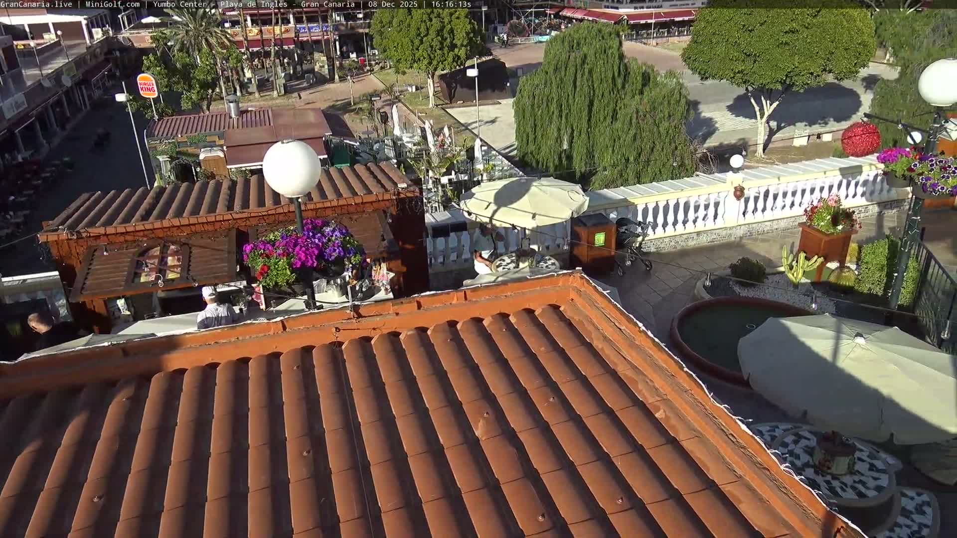 Gran Canaria, Playa del Ingles City & Yumbo Centrum Shopping Mall Live Cam - Playa del Inglés, San Bartolomé de Tirajana, Gran Canaria, Canary Islands (Canarias), Spain