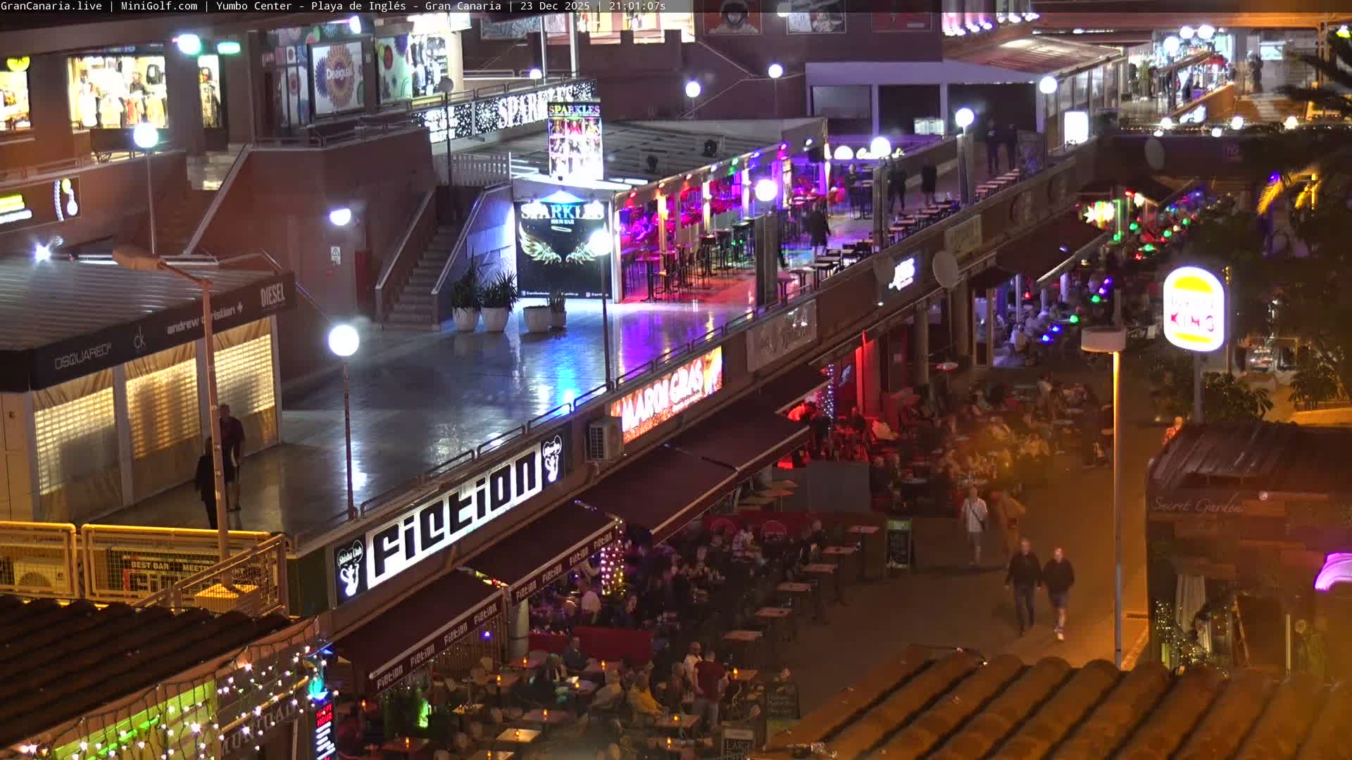 Gran Canaria, Playa del Ingles City & Yumbo Centrum Shopping Mall Live Cam - Playa del Inglés, San Bartolomé de Tirajana, Gran Canaria, Canary Islands (Canarias), Spain