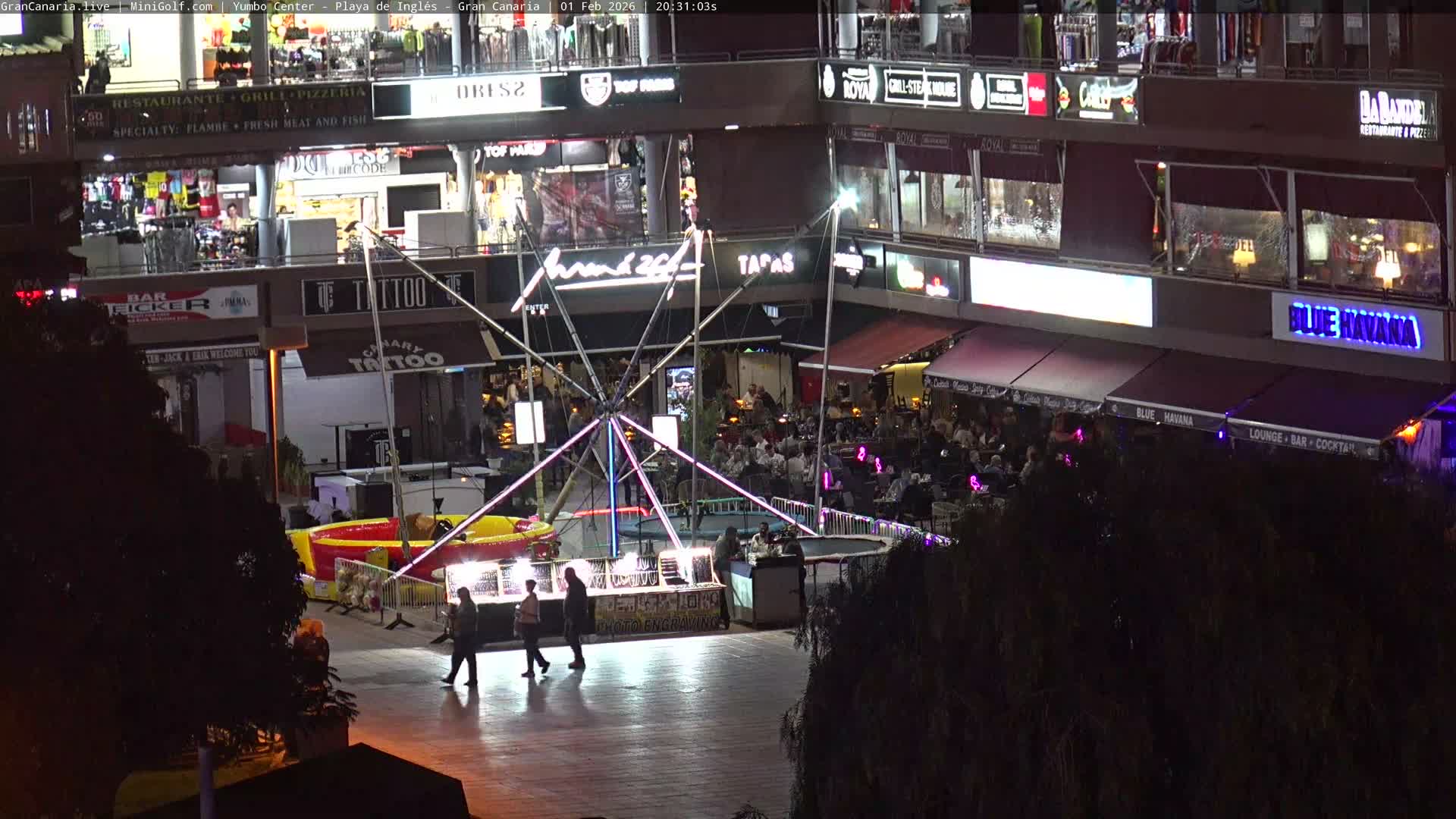 Gran Canaria, Playa del Ingles City & Yumbo Centrum Shopping Mall Live Cam - Playa del Inglés, San Bartolomé de Tirajana, Gran Canaria, Canary Islands (Canarias), Spain