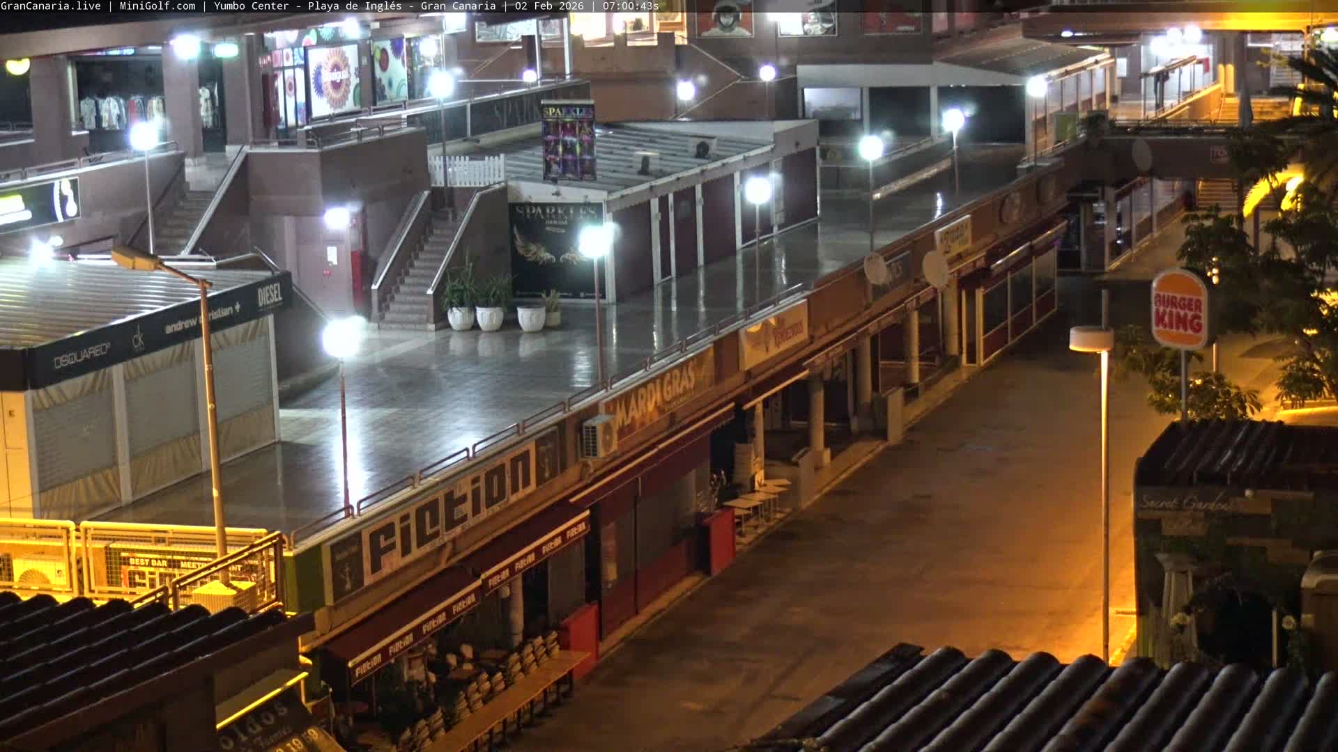 Gran Canaria, Playa del Ingles City & Yumbo Centrum Shopping Mall Live Cam - Playa del Inglés, San Bartolomé de Tirajana, Gran Canaria, Canary Islands (Canarias), Spain