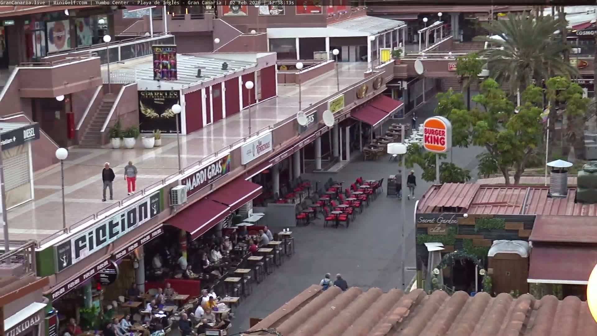 Gran Canaria, Playa del Ingles City & Yumbo Centrum Shopping Mall Live Cam - Playa del Inglés, San Bartolomé de Tirajana, Gran Canaria, Canary Islands (Canarias), Spain