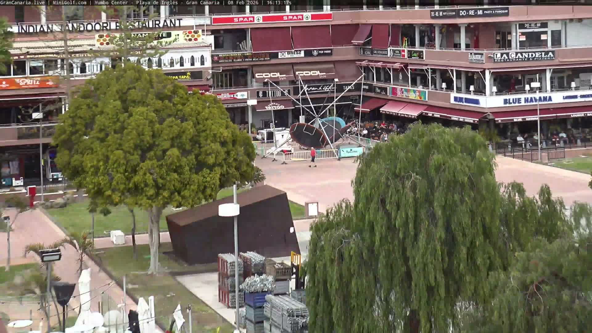 Gran Canaria, Playa del Ingles City & Yumbo Centrum Shopping Mall Live Cam - Playa del Inglés, San Bartolomé de Tirajana, Gran Canaria, Canary Islands (Canarias), Spain