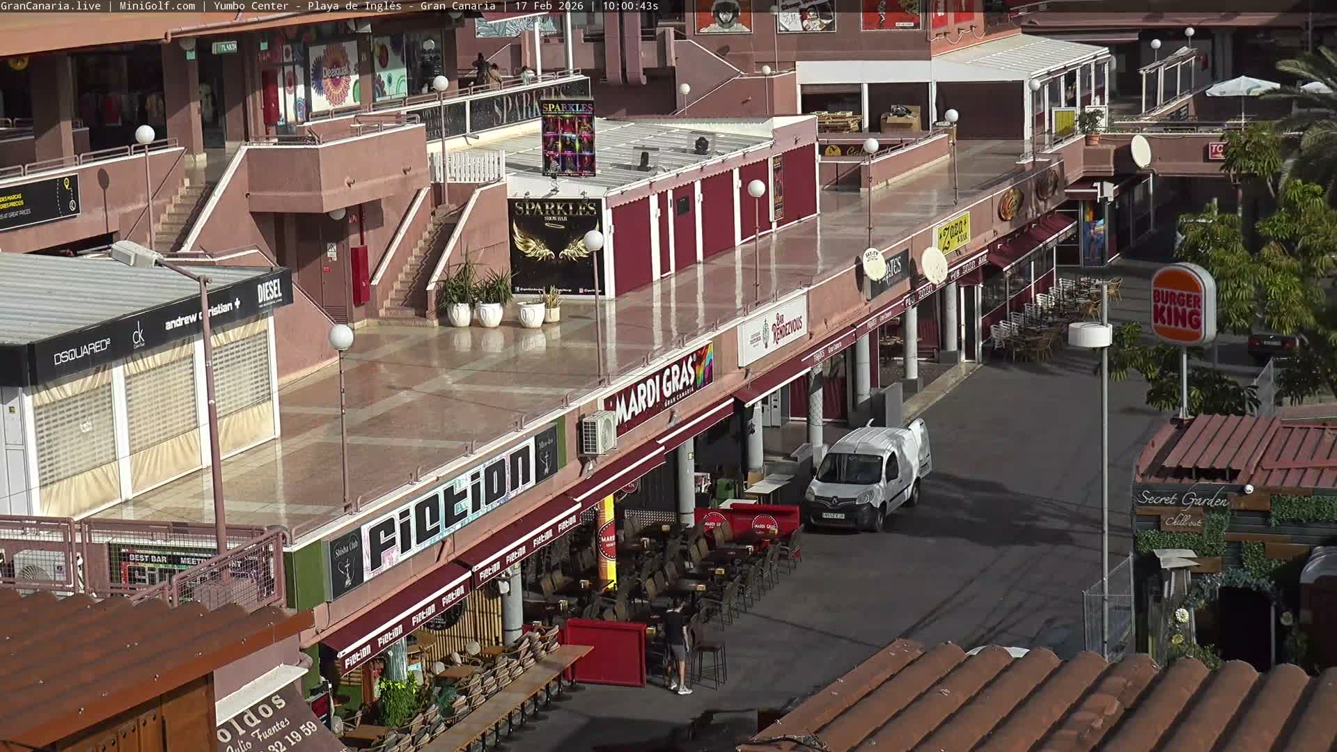 Gran Canaria, Playa del Ingles City & Yumbo Centrum Shopping Mall Live Cam - Playa del Inglés, San Bartolomé de Tirajana, Gran Canaria, Canary Islands (Canarias), Spain