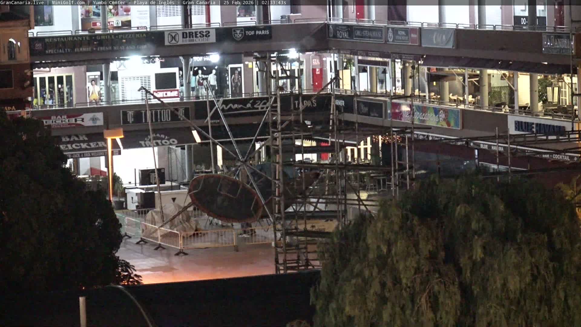 Gran Canaria, Playa del Ingles City & Yumbo Centrum Shopping Mall Live Cam - Playa del Inglés, San Bartolomé de Tirajana, Gran Canaria, Canary Islands (Canarias), Spain