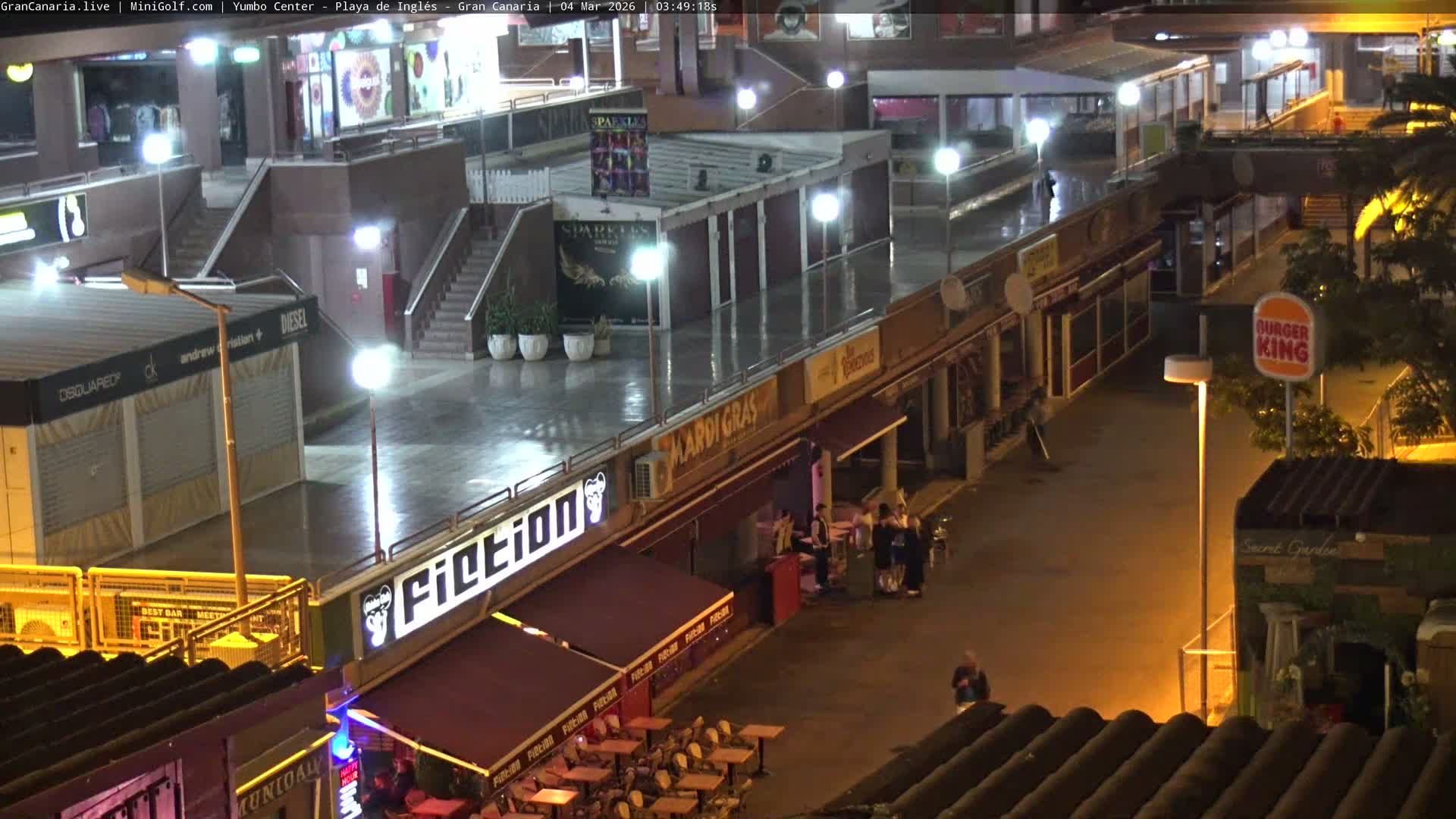 Gran Canaria, Playa del Ingles City & Yumbo Centrum Shopping Mall Live Cam - Playa del Inglés, San Bartolomé de Tirajana, Gran Canaria, Canary Islands (Canarias), Spain