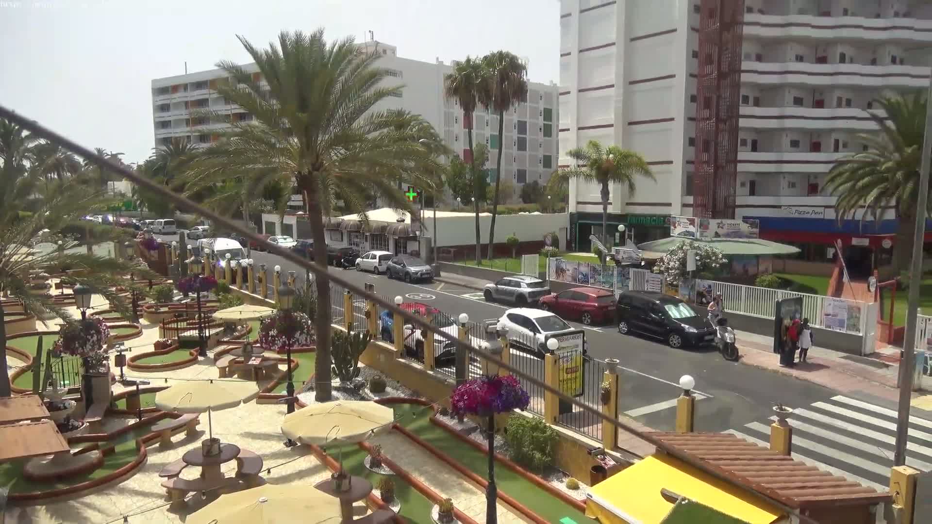 Gran Canaria, Playa del Ingles City & Atlantico Mini Golf Field Live Cam - Playa del Inglés, San Bartolomé de Tirajana, Gran Canaria, Canary Islands (Canarias), Spain