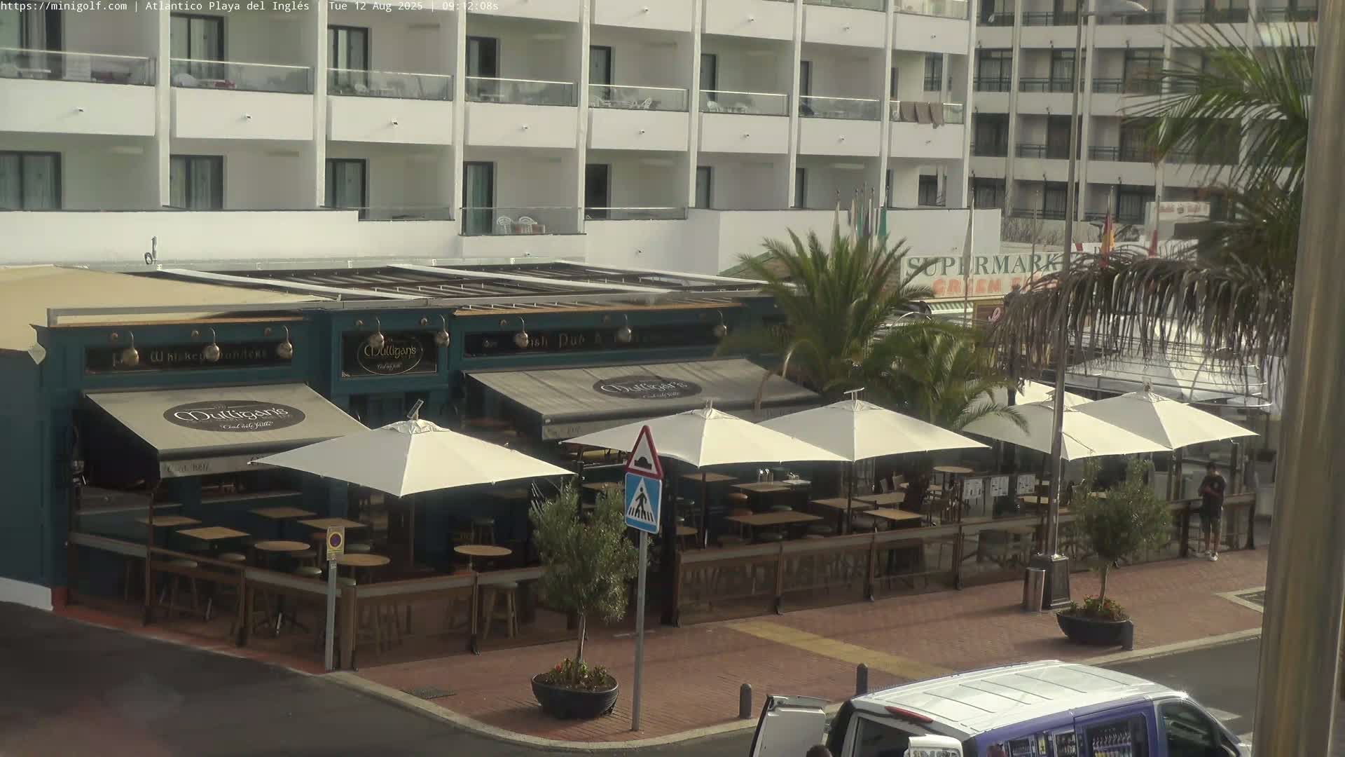 Gran Canaria, Playa del Ingles City & Atlantico Mini Golf Field Live Cam - Playa del Inglés, San Bartolomé de Tirajana, Gran Canaria, Canary Islands (Canarias), Spain