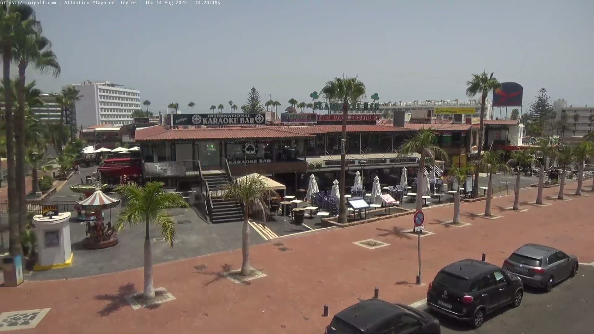 Gran Canaria, Playa del Ingles City & Atlantico Mini Golf Field Live Cam - Playa del Inglés, San Bartolomé de Tirajana, Gran Canaria, Canary Islands (Canarias), Spain