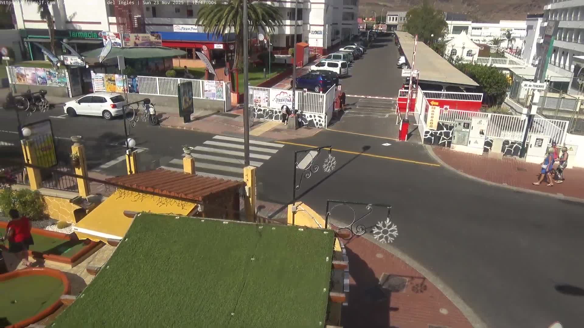 Gran Canaria, Playa del Ingles City & Atlantico Mini Golf Field Live Cam - Playa del Inglés, San Bartolomé de Tirajana, Gran Canaria, Canary Islands (Canarias), Spain