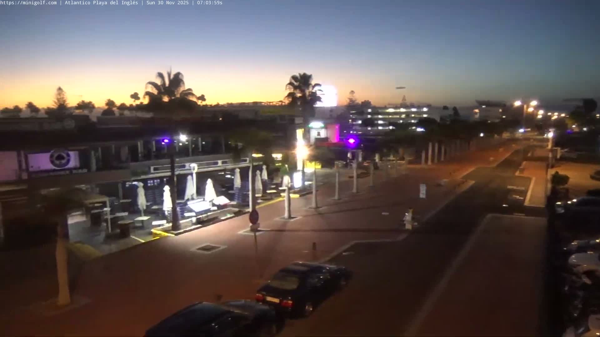 Gran Canaria, Playa del Ingles City & Atlantico Mini Golf Field Live Cam - Playa del Inglés, San Bartolomé de Tirajana, Gran Canaria, Canary Islands (Canarias), Spain