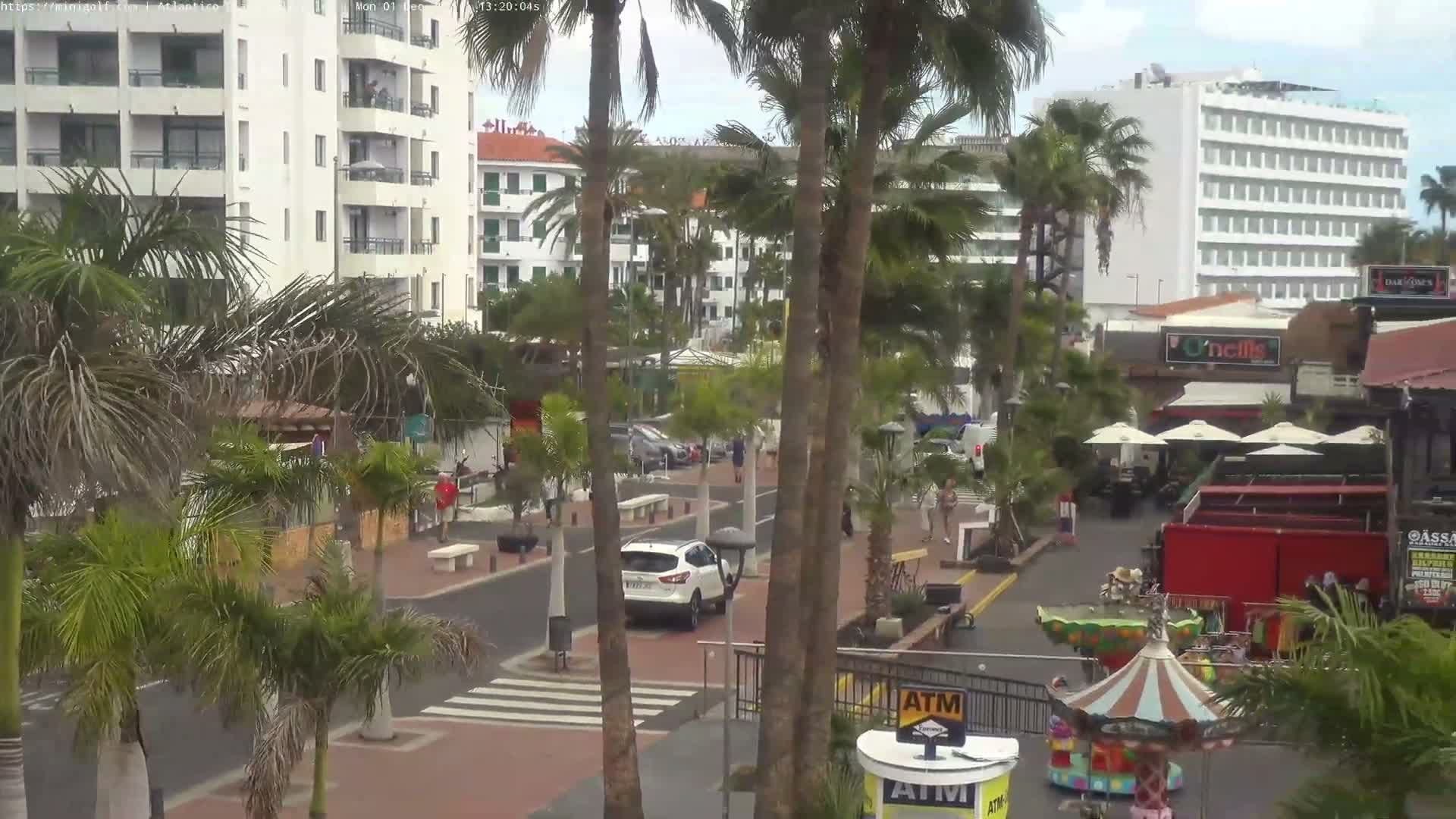 Gran Canaria, Playa del Ingles City & Atlantico Mini Golf Field Live Cam - Playa del Inglés, San Bartolomé de Tirajana, Gran Canaria, Canary Islands (Canarias), Spain
