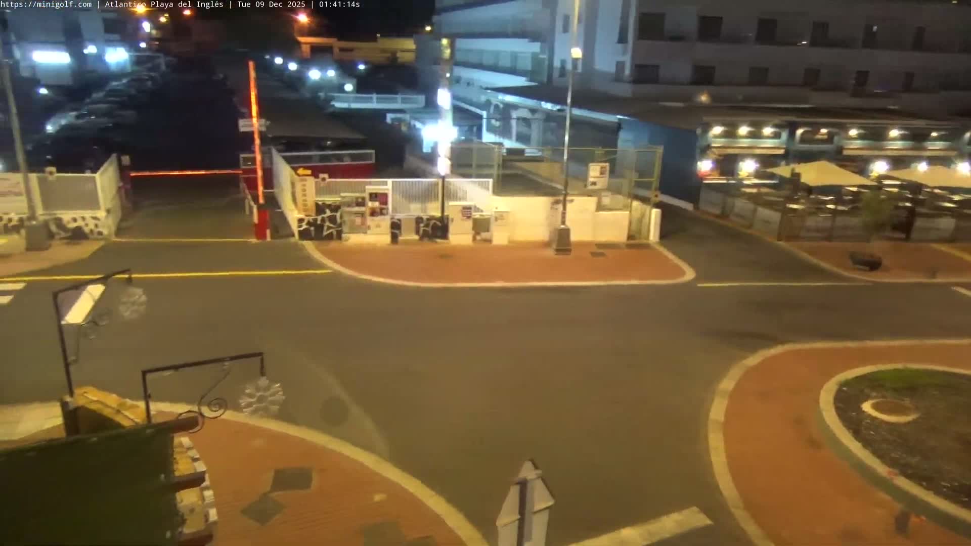 Gran Canaria, Playa del Ingles City & Atlantico Mini Golf Field Live Cam - Playa del Inglés, San Bartolomé de Tirajana, Gran Canaria, Canary Islands (Canarias), Spain