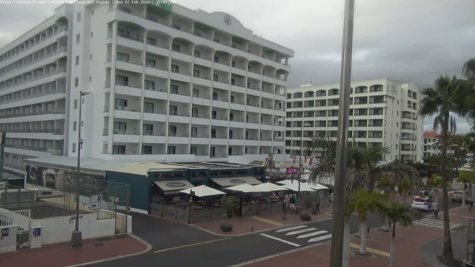 Gran Canaria, Playa del Ingles City & Atlantico Mini Golf Field Live Cam - Playa del Inglés, San Bartolomé de Tirajana, Gran Canaria, Canary Islands (Canarias), Spain
