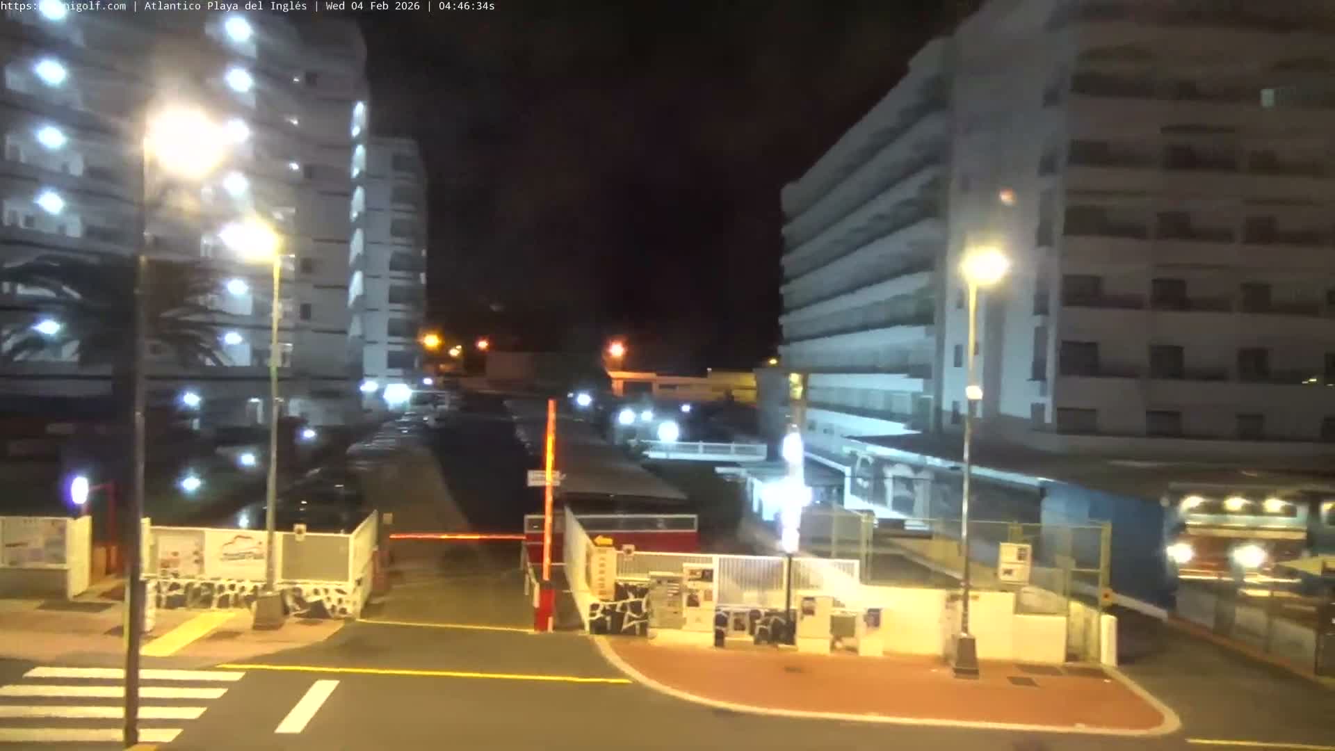 Gran Canaria, Playa del Ingles City & Atlantico Mini Golf Field Live Cam - Playa del Inglés, San Bartolomé de Tirajana, Gran Canaria, Canary Islands (Canarias), Spain