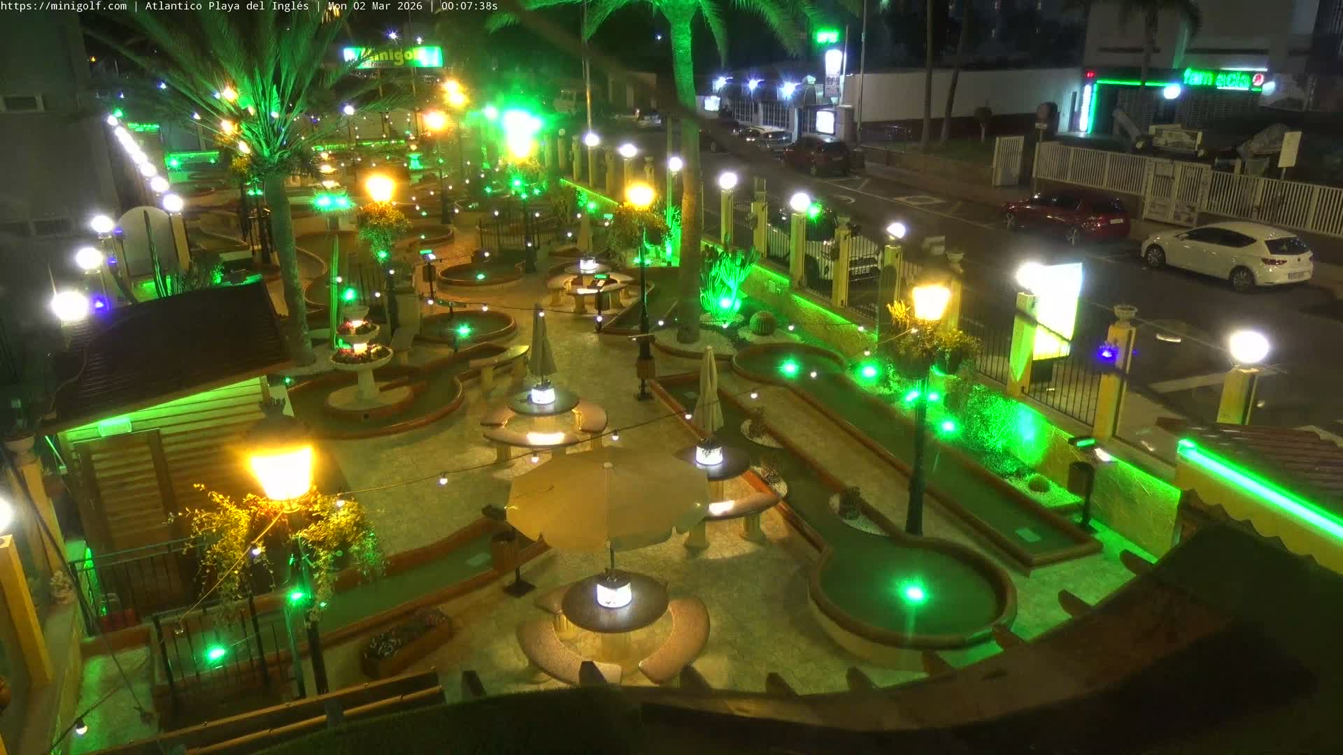 Gran Canaria, Playa del Ingles City & Atlantico Mini Golf Field Live Cam - Playa del Inglés, San Bartolomé de Tirajana, Gran Canaria, Canary Islands (Canarias), Spain