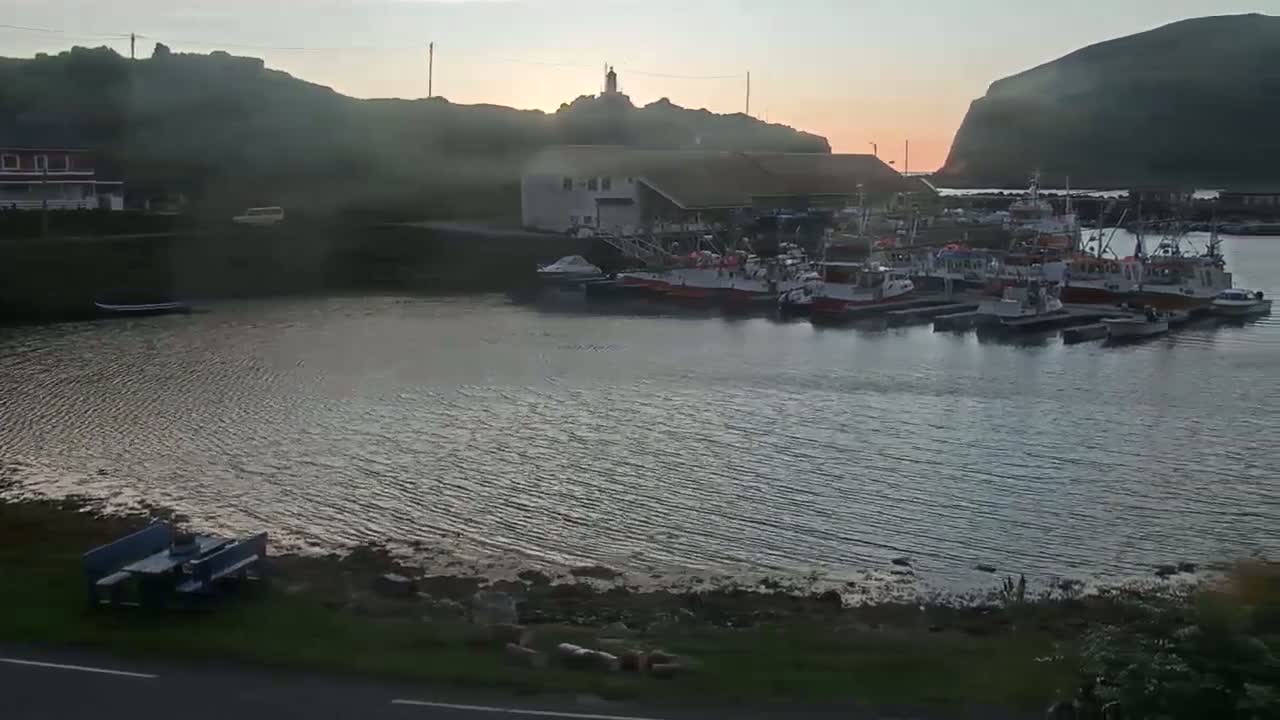 Kamøyvær (Kamoyvaer) Village & Nordkapp Havfiske (North Cape Sea Fishing Marina) Live Cam - Nordkapp, Vest-Finnmark, Finnmark, North Norway, Norway