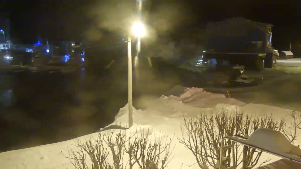Kamøyvær (Kamoyvaer) Village & Nordkapp Havfiske (North Cape Sea Fishing Marina) Live Cam - Nordkapp, Vest-Finnmark, Finnmark, North Norway, Norway