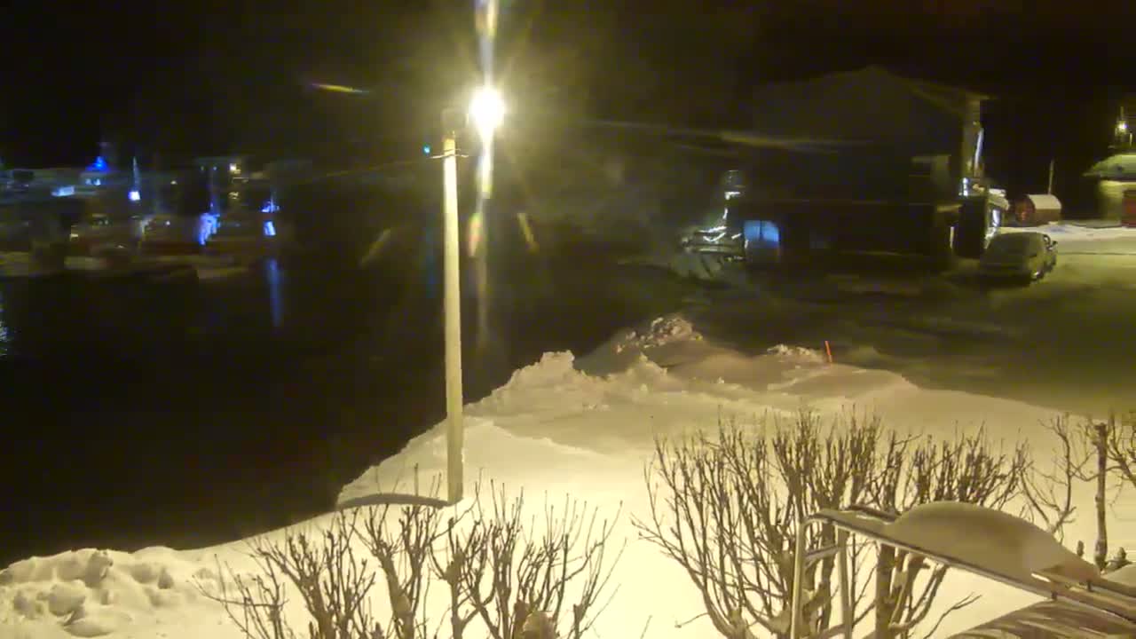Kamøyvær (Kamoyvaer) Village & Nordkapp Havfiske (North Cape Sea Fishing Marina) Live Cam - Nordkapp, Vest-Finnmark, Finnmark, North Norway, Norway