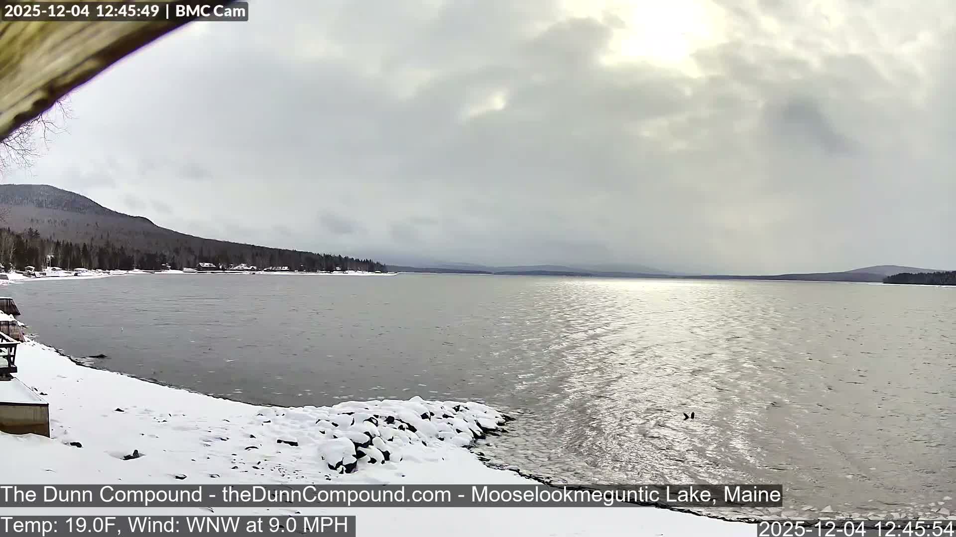 Rangeley, Mooselookmeguntic Lake Live Cam - Mooselookmeguntic, Rangeley, Franklin, Maine, USA