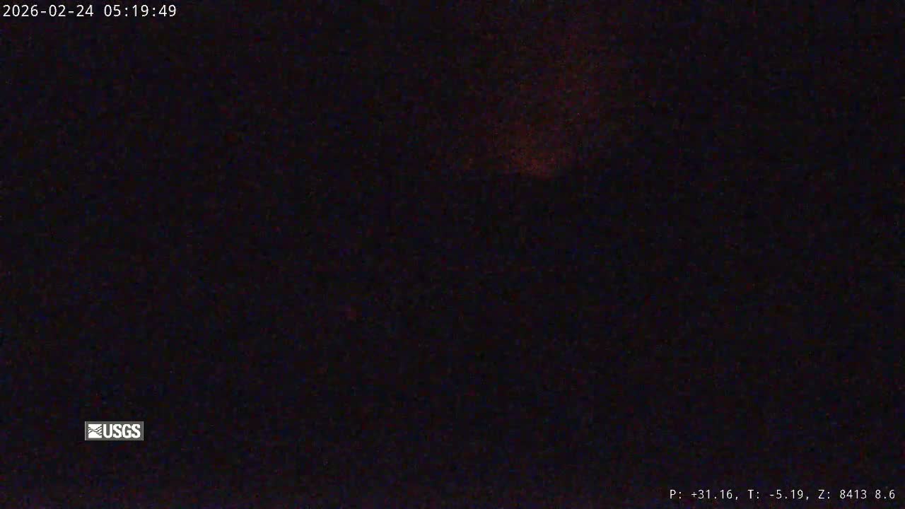 Hawaii , Kilauea Volcano, West Halemaʻumaʻu Crater  Live Cam - Volcano, Big Island, Hawaii, USA