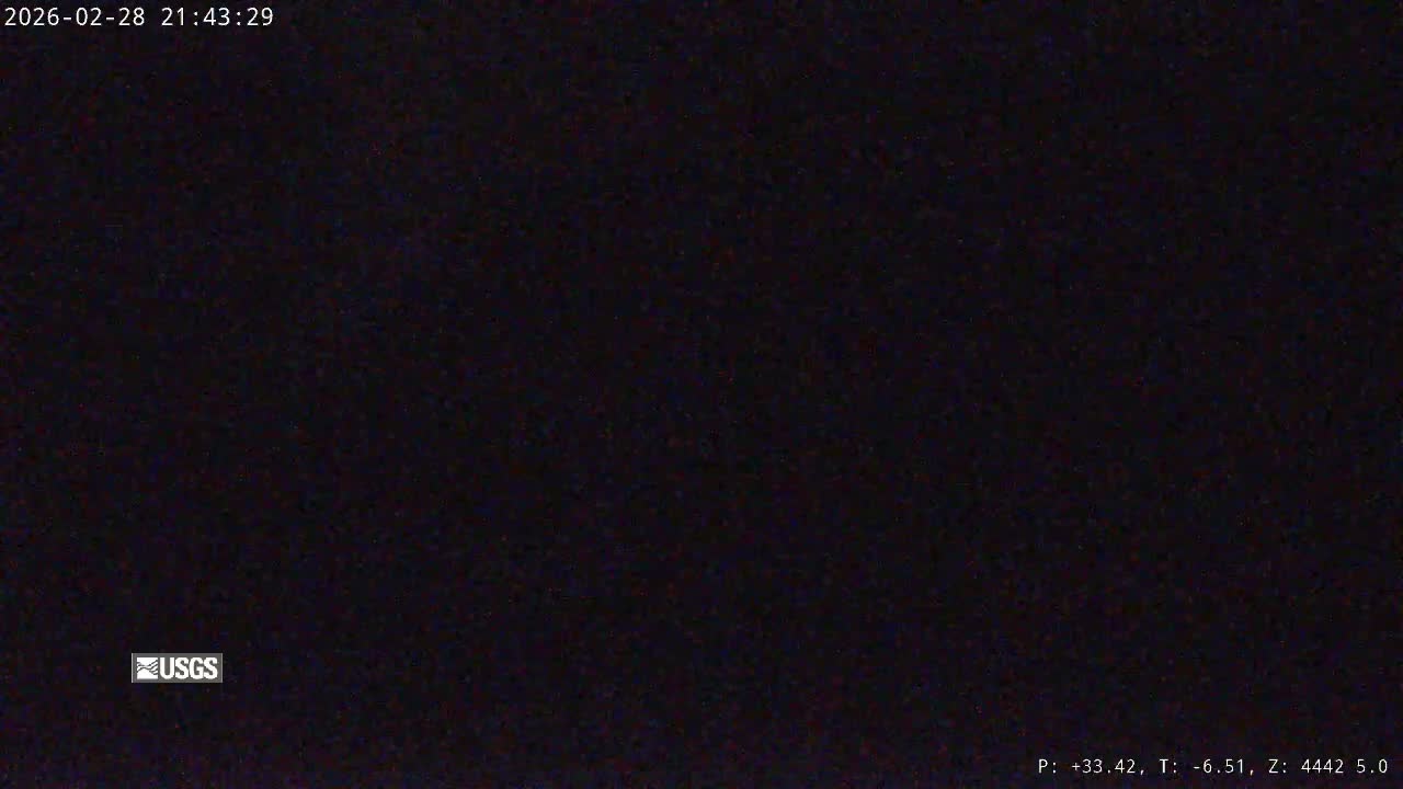 Hawaii , Kilauea Volcano, West Halemaʻumaʻu Crater  Live Cam - Volcano, Big Island, Hawaii, USA