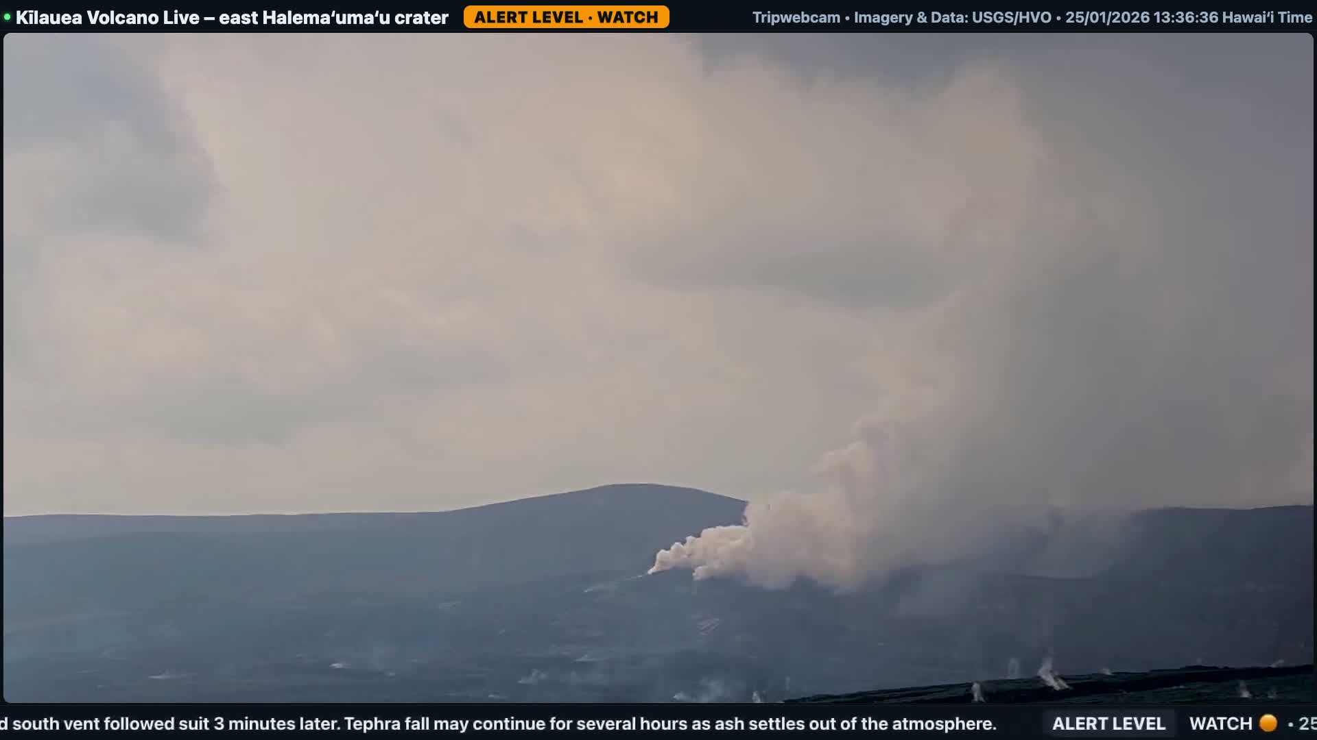 Hawaii , Kilauea Volcano, South Halemaʻumaʻu Crater Live Cam - Volcano, Big Island, Hawaii, USA