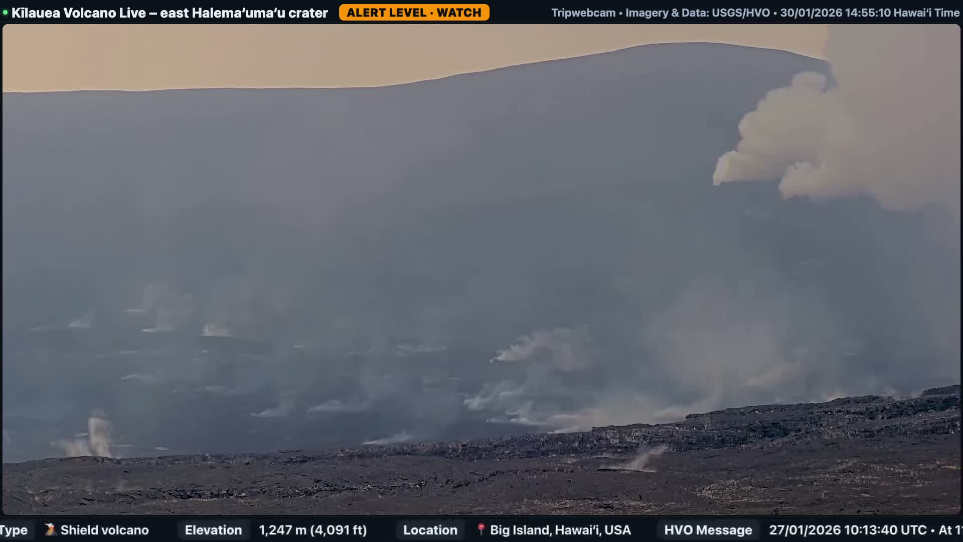 Hawaii , Kilauea Volcano, South Halemaʻumaʻu Crater Live Cam - Volcano, Big Island, Hawaii, USA