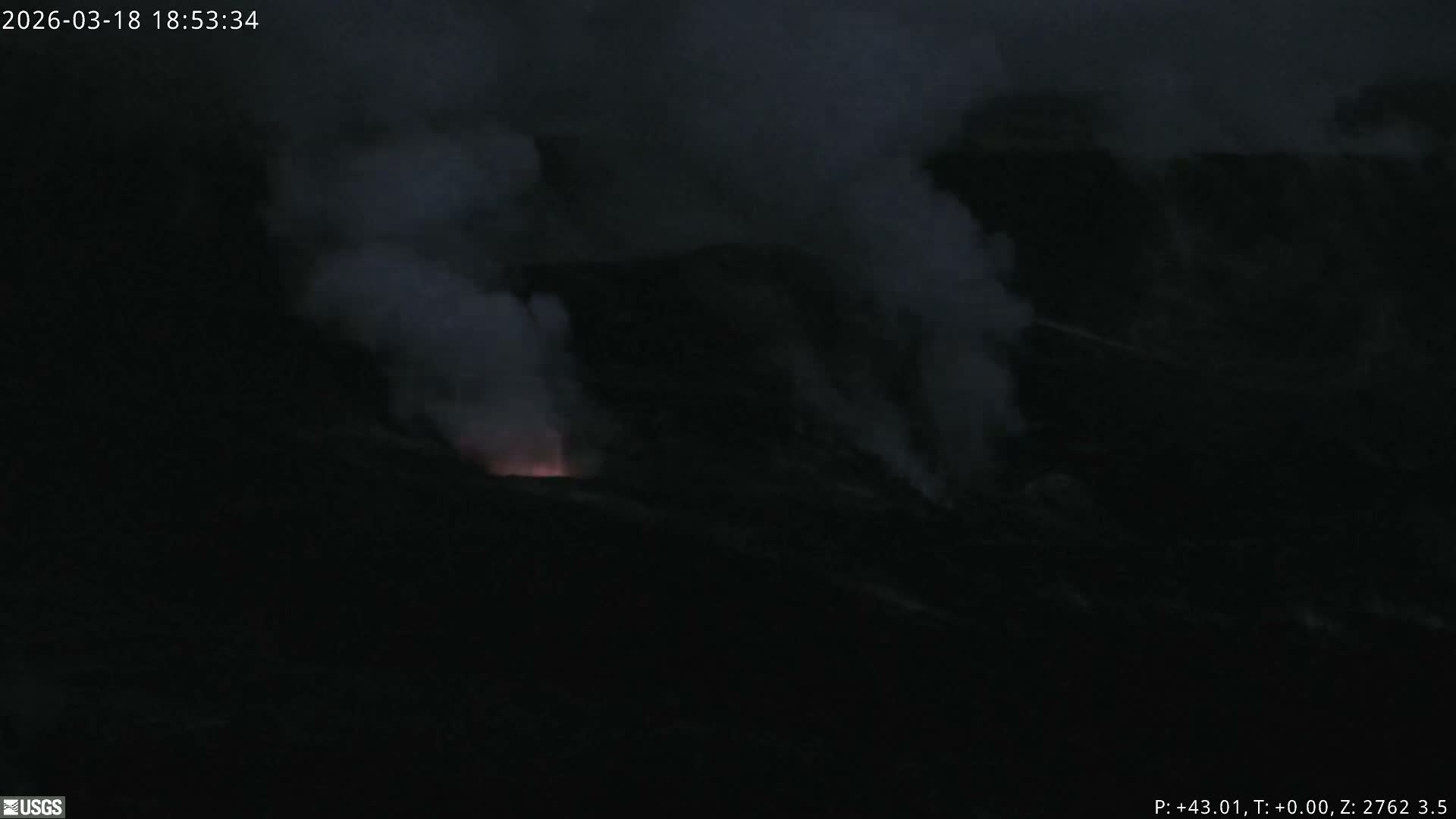 Hawaii , Kilauea Volcano, South Halemaʻumaʻu Crater Live Cam - Volcano, Big Island, Hawaii, USA